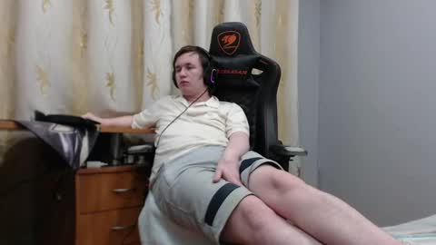 Snapshot of iliaskrisloveee chatting on 04.21.26 lord online show from 04.21.26