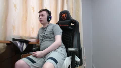 Snapshot of iliaskrisloveee chatting on 04.23.26 lord online show from 04.23.26