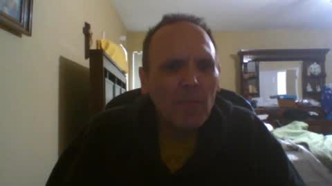 Snapshot of ilike2expose chatting on 02.15.25 ilike2expose online show from 02.15.25