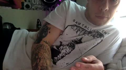 Snapshot of ilikebigtitties1999 chatting on 07.14.26 Mr. M online show from 07.14.26