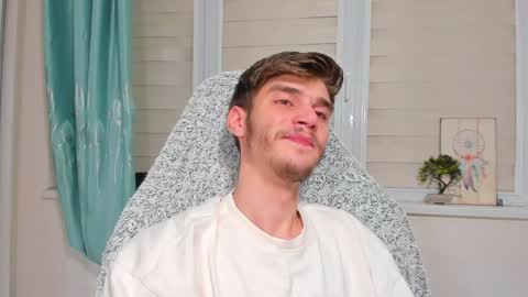 Snapshot of illusions888 chatting on 01.14.25 D-Illusion online show from 01.14.25