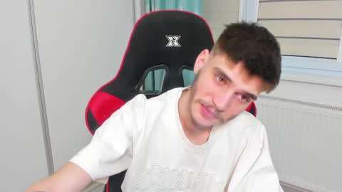 Snapshot of illusions888 chatting on 03.09.25 D-Illusion online show from 03.09.25