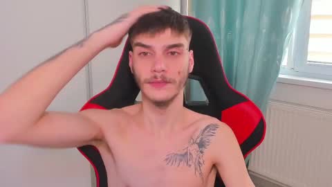 Snapshot of illusions888 chatting on 03.11.25 D-Illusion online show from 03.11.25