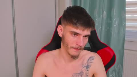 Snapshot of illusions888 chatting on 03.11.25 D-Illusion online show from 03.11.25