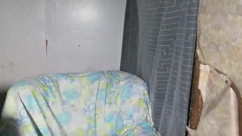 KATRINA online show from 04.05.26