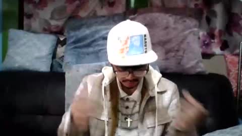 Snapshot of ilovebunny69 chatting on 09.29.25 ilovebunny69 online show from 09.29.25