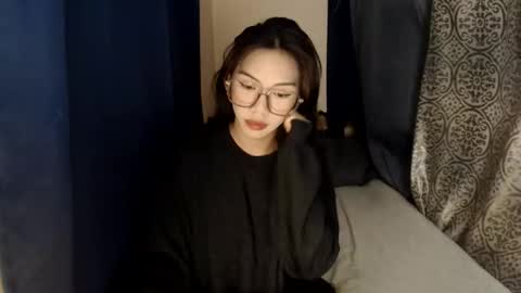 Snapshot of iloveyou28xx chatting on 05.19.26 CALL ME JEN YOUR SWEET GIRL 3 online show from 05.19.26