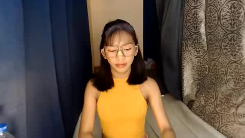 Snapshot of iloveyou28xx chatting on 05.25.26 CALL ME JEN YOUR SWEET GIRL 3 online show from 05.25.26