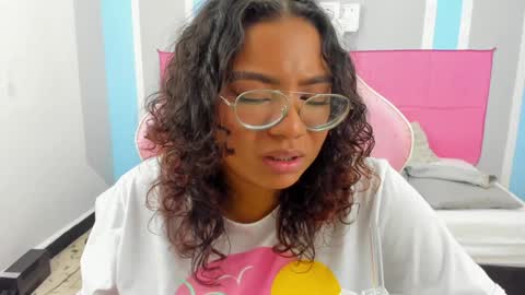 Snapshot of im_angels7 chatting on 01.20.25 Angela online show from 01.20.25