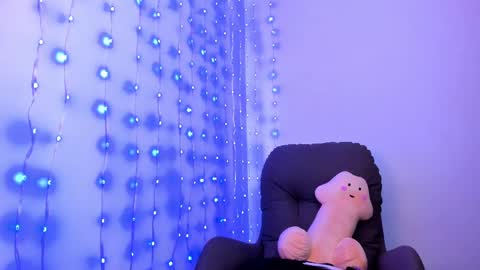 Snapshot of im_anna_ chatting on 02.23.25 im_anna_ online show from 02.23.25