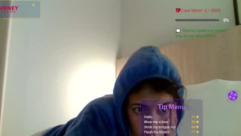 Ellliiana  online show from 10.14.25