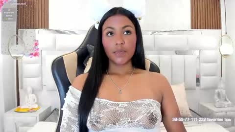 Snapshot of im_gabrielalux chatting on 04.27.26 im gabriela online show from 04.27.26