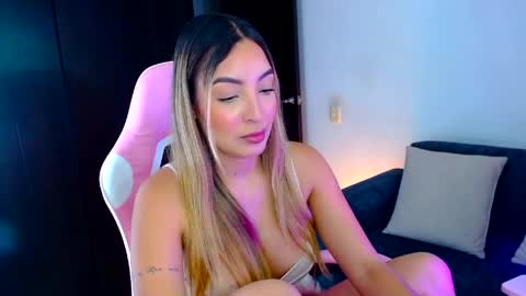 Grecia online show from 04.22.26