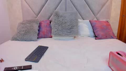 Manu  online show from 03.05.26