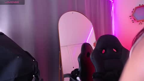 Jade Rosse online show from 10.03.25