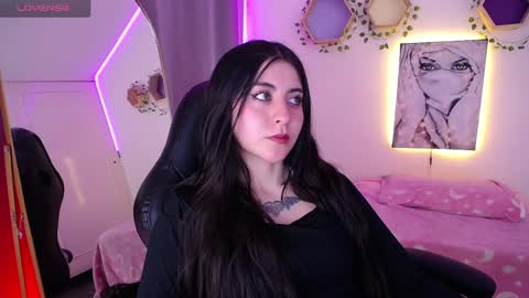 Jade Rosse online show from 11.18.25