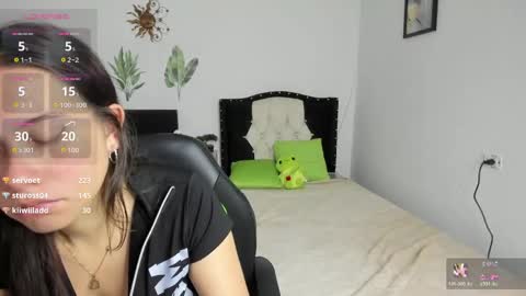 im_tulipan online show from 04.16.26