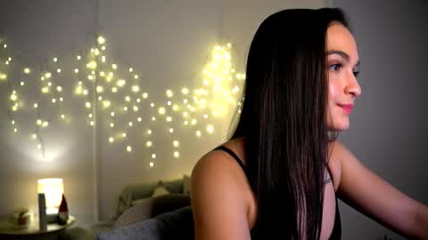 Snapshot of im_yourr_secret chatting on 12.19.24 Pattie online show from 12.19.24