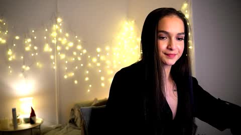 Snapshot of im_yourr_secret chatting on 12.28.24 Pattie online show from 12.28.24