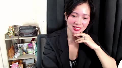 im_yoursweetthea92 online show from 07.26.26