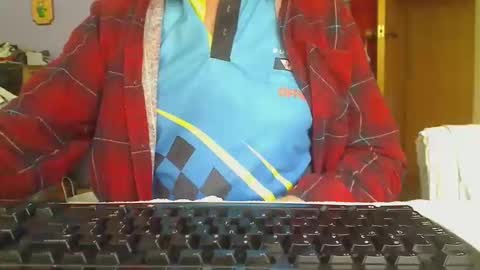 Snapshot of imaussiechris chatting on 11.24.25 Aussie Guy online show from 11.24.25