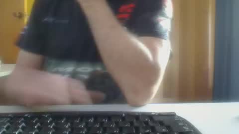 Snapshot of imaussiechris chatting on 01.05.26 Aussie Guy online show from 01.05.26