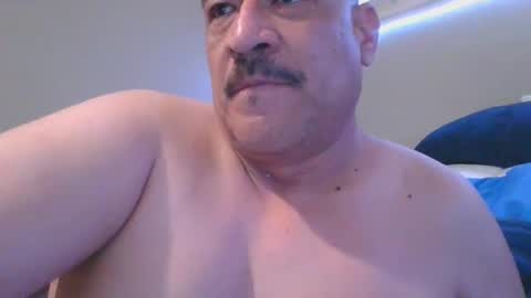 Snapshot of imbackmandosuknw chatting on 03.11.25 imbackmandosuknw online show from 03.11.25