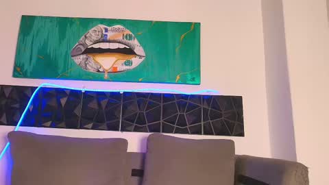 Snapshot of imconor chatting on 02.27.25 imconor online show from 02.27.25