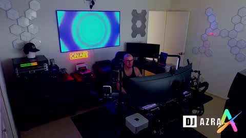 Snapshot of imdjazra chatting on 12.31.24 DJ Azra online show from 12.31.24