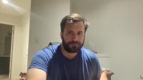 Snapshot of imightgetnaked chatting on 10.08.25 imightgetnaked online show from 10.08.25