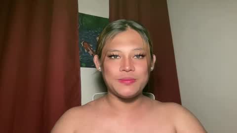 Snapshot of imjustasluttyintownxxx chatting on 07.23.26 Mika online show from 07.23.26