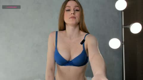 Snapshot of imjustsayingthata chatting on 12.20.24 imjustsayingthata online show from 12.20.24