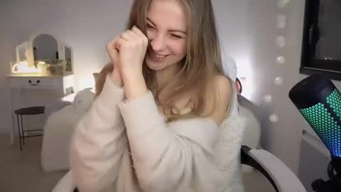 Snapshot of imkeira chatting on 02.25.25 ImKeira online show from 02.25.25