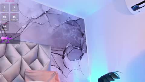 Leana online show from 02.25.25