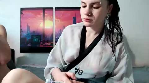 Sam and Jen online show from 11.11.25