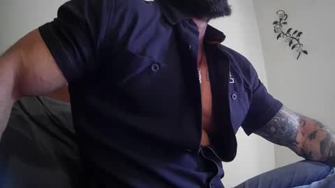 Snapshot of imnewherelollol chatting on 09.09.25 Majordadbod101 online show from 09.09.25