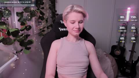 Mia online show from 02.04.25