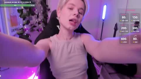 Mia online show from 02.19.25