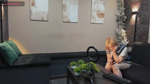 Snapshot of imnysha chatting on 03.14.26 ImNysha online show from 03.14.26