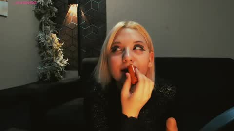 Snapshot of imnysha chatting on 03.30.26 ImNysha online show from 03.30.26
