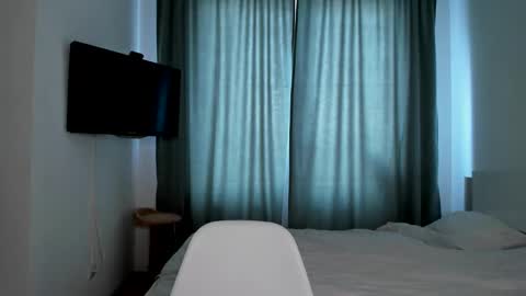 my name Imo  Fansly  online show from 02.17.25