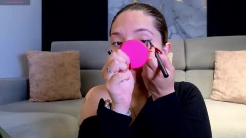 Karen  online show from 02.16.26