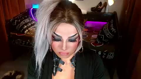 QUEEN MADI  online show from 07.28.26