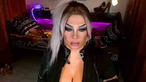 QUEEN MADI  online show from 07.28.26