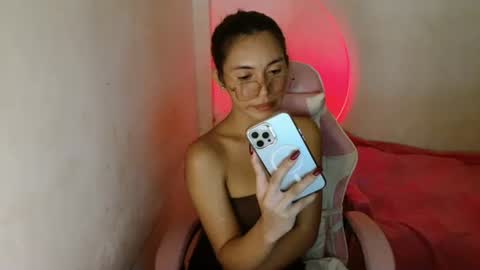 Snapshot of imyourhotwife chatting on 01.18.25 jane online show from 01.18.25