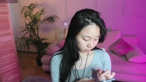 Snapshot of inari__okami chatting on 02.09.25 INARI online show from 02.09.25