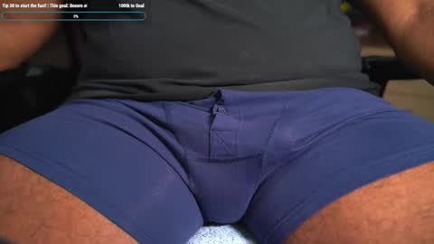 Snapshot of inchesblackuk chatting on 01.16.26 Inches online show from 01.16.26