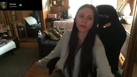 Snapshot of incognitoqueen chatting on 04.29.26 Carter online show from 04.29.26