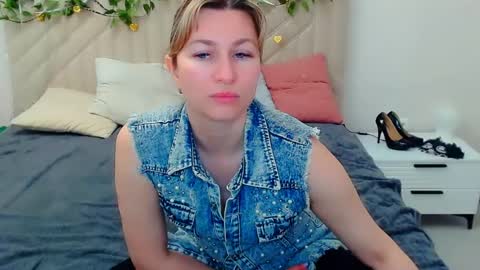 incredible_ariela online show from 04.23.26