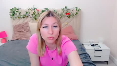 incredible_ariela online show from 05.13.26